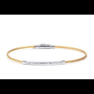 Brand New never worn BANGLE LAETITIA